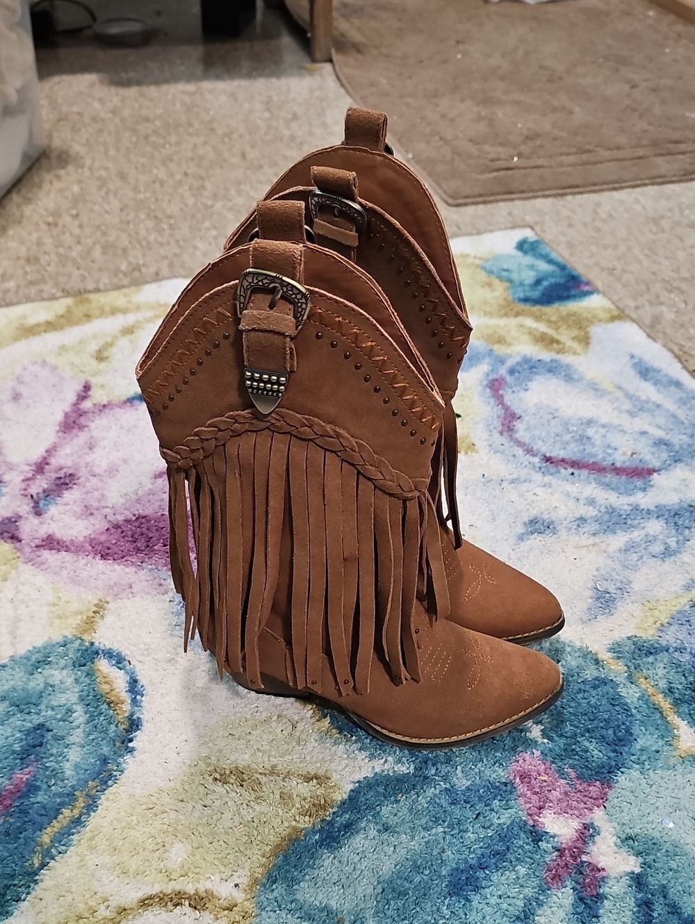 Very Volatile Brown Suede Fringe Ankle Booties Size 7